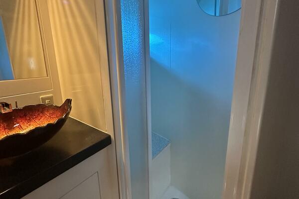 50ft Jefferson Yacht For Sale