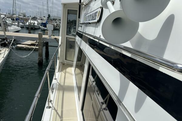 50ft Jefferson Yacht For Sale