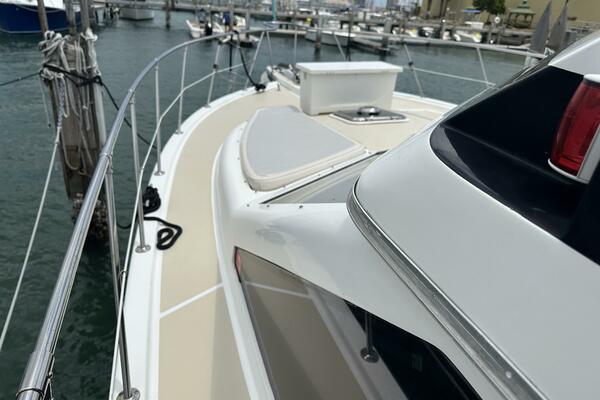 50ft Jefferson Yacht For Sale