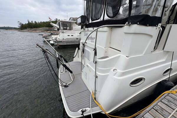 35ft Silverton Yacht For Sale