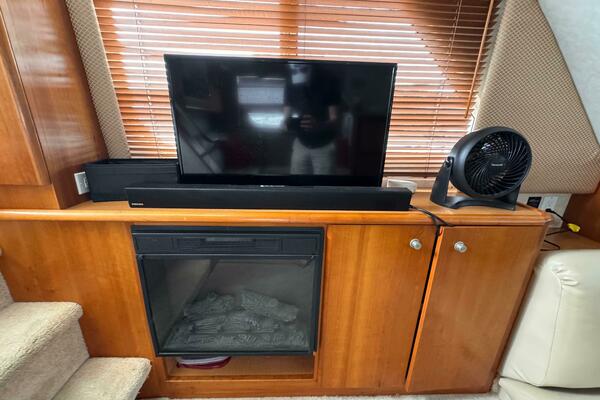 35ft Silverton Yacht For Sale