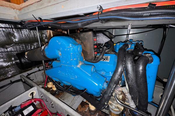 35ft Silverton Yacht For Sale