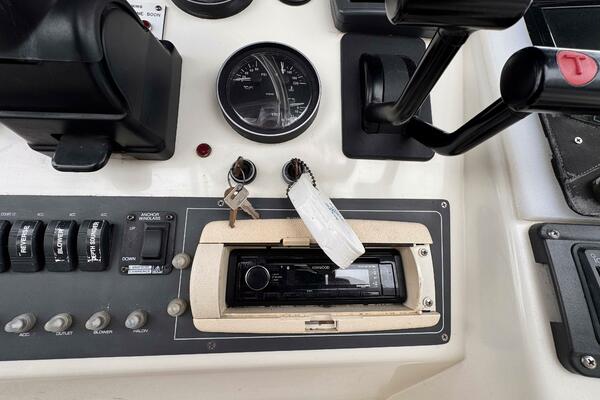 35ft Silverton Yacht For Sale