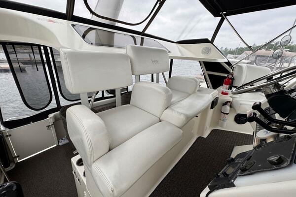 35ft Silverton Yacht For Sale