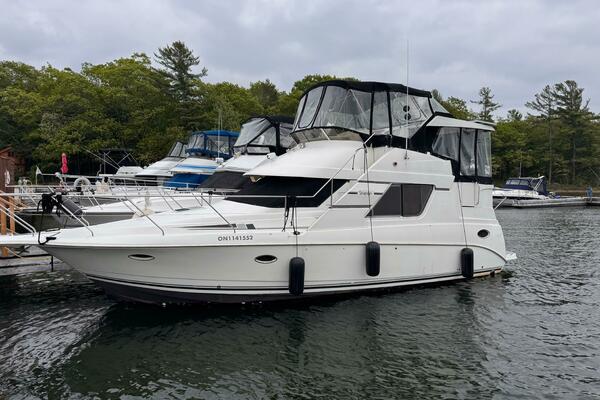 35ft Silverton Yacht For Sale