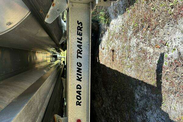 Photo of the 2021 Bennington RX25 Sport