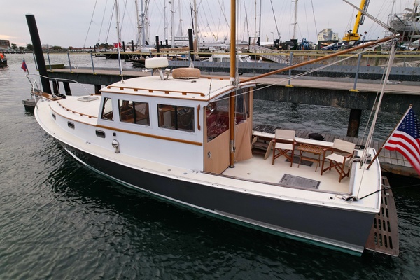 Double Shot 38ft John Williams Yacht For Sale