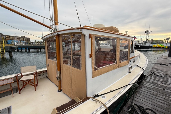 Double Shot 38ft John Williams Yacht For Sale