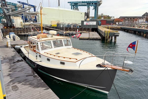 Double Shot 38ft John Williams Yacht For Sale