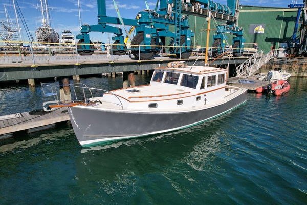 Double Shot 38ft John Williams Yacht For Sale