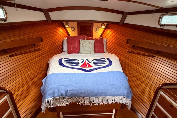 Double Shot 38ft John Williams Yacht For Sale