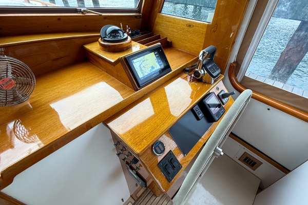 Double Shot 38ft John Williams Yacht For Sale