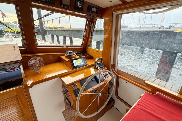 Double Shot 38ft John Williams Yacht For Sale