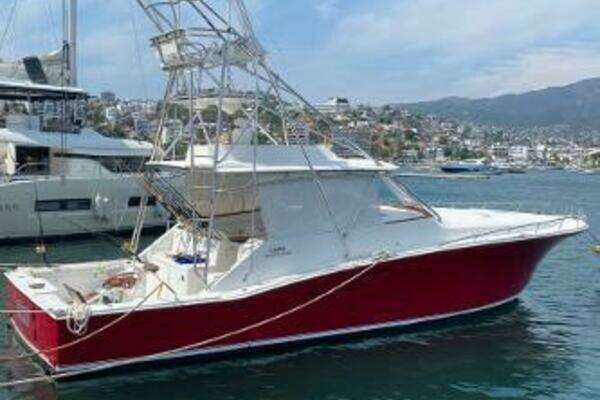 Photo of the 2004 Cabo 45 Express Los Suenos Edition