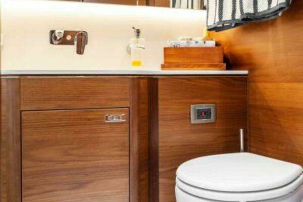 Princess V55 Yacht For Sale