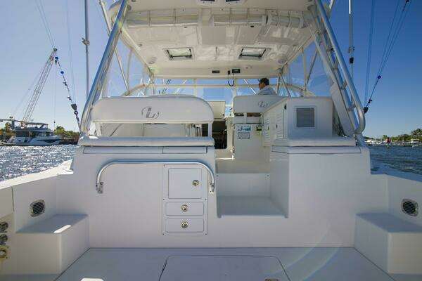 Date Night Keeping It Reel 37ft Luhrs Yacht For Sale