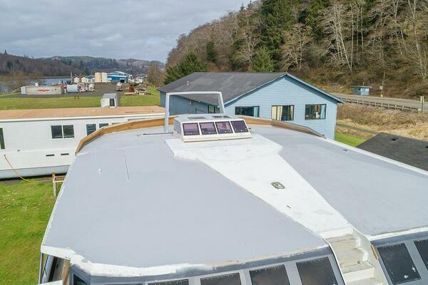 86ft Catamaran Yacht For Sale