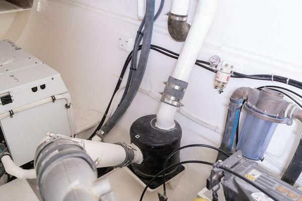 86ft Catamaran Yacht For Sale