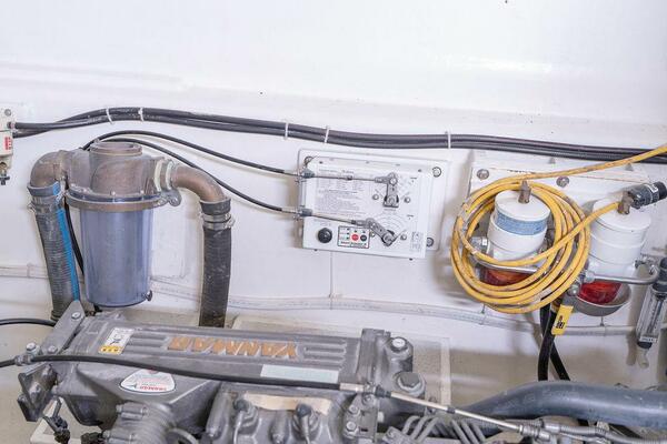 86ft Catamaran Yacht For Sale