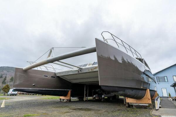86ft Catamaran Yacht For Sale