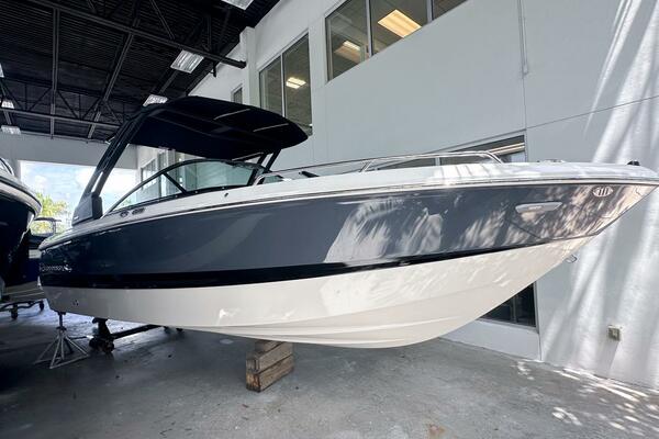 Photo of the 2024 Chaparral 250 OSX