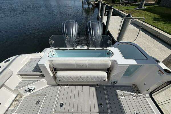 32ft Sea Fox Yacht For Sale