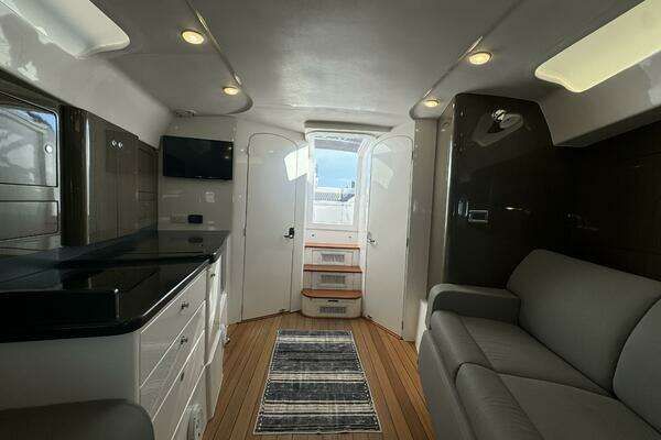 Intrepid 430 Sport Yacht Yacht For Sale