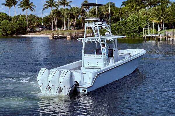 Photo of the 2024 Contender 39 ST