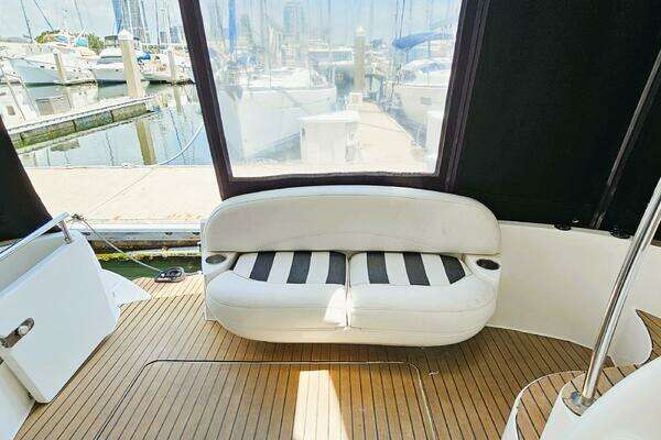 34ft Meridian Yacht For Sale