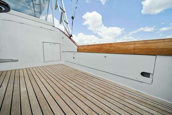 Buddy Davis 52 Express Yacht For Sale