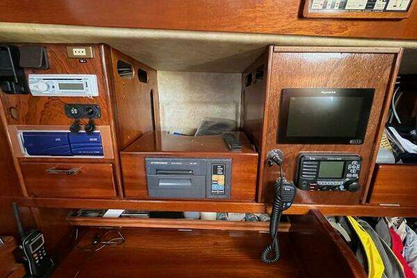 Amel Super Maramu Yacht For Sale