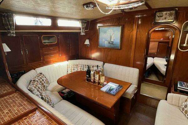 Amel Super Maramu Yacht For Sale