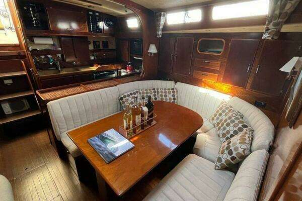 Amel Super Maramu Yacht For Sale