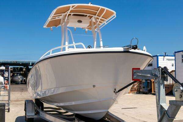 Photo of the 2025 Edgewater 208CC