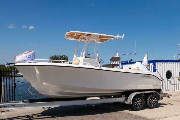 Photo of the 2025 Edgewater 208CC