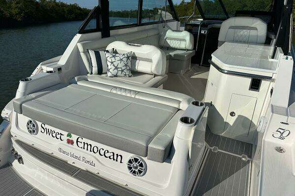 Regal 36 XO Yacht For Sale