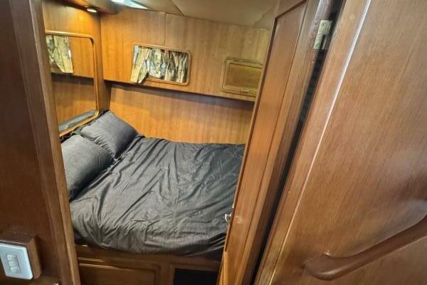 48ft Ricker Yacht For Sale