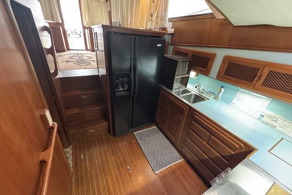 48ft Ricker Yacht For Sale