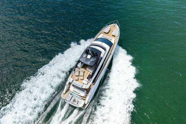 Ferretti Yachts 670 Yacht For Sale