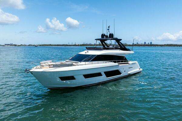 Ferretti Yachts 670 Yacht For Sale