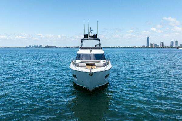 Ferretti Yachts 670 Yacht For Sale