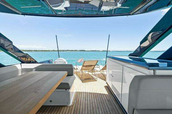 Ferretti Yachts 670 Yacht For Sale