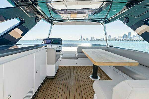 Ferretti Yachts 670 Yacht For Sale
