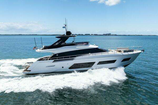 Ferretti Yachts 670 Yacht For Sale