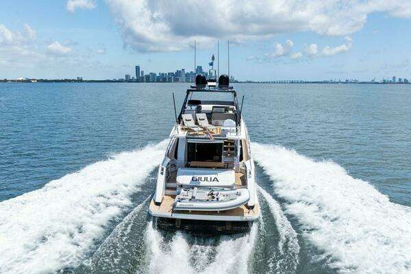 Ferretti Yachts 670 Yacht For Sale
