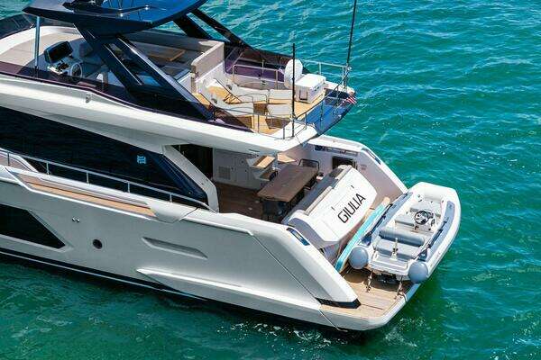 Ferretti Yachts 670 Yacht For Sale