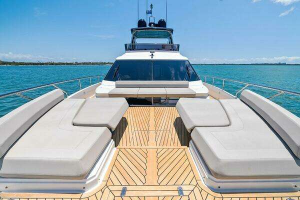 Ferretti Yachts 670 Yacht For Sale