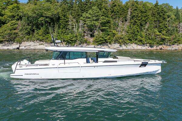 Photo of the 2025 Axopar Cross Cabin "Stock 2"