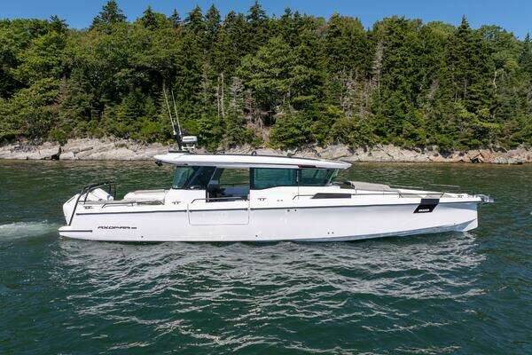 Photo of the 2025 Axopar Cross Cabin "Stock 2"