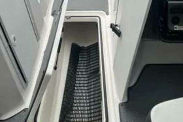 Photo of the 2018 Yamaha Boats SX210